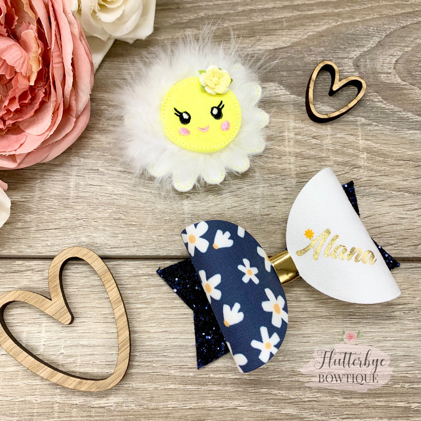 Daisy Fluff Hair Clip