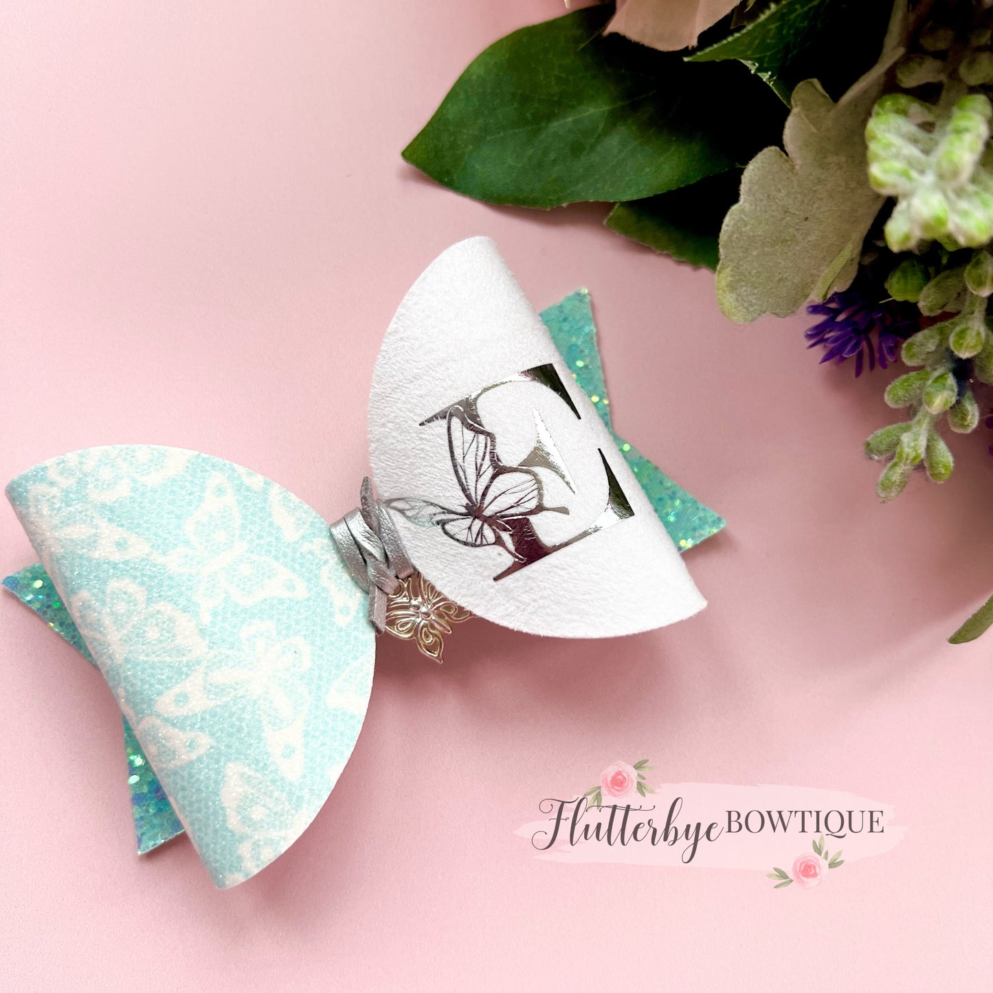 Pretty Butterflies Charm bow