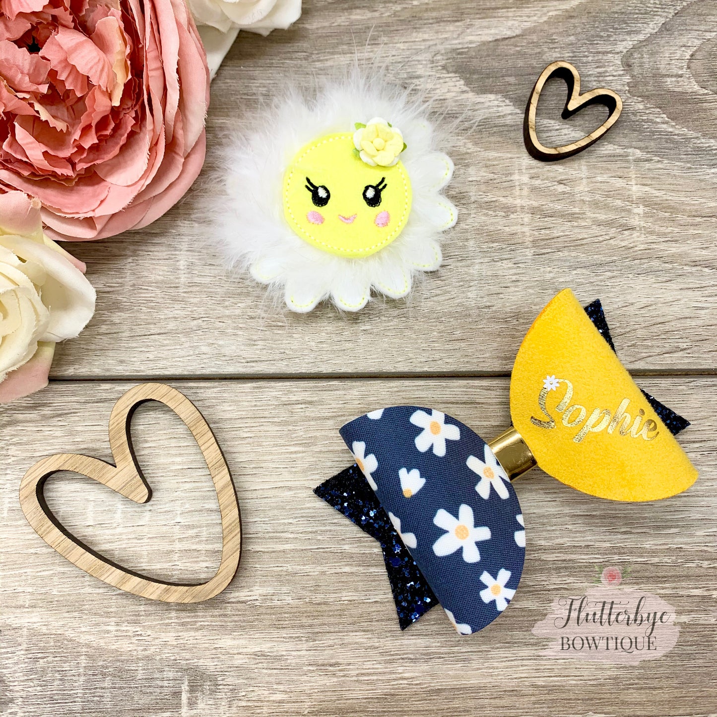 Daisy Fluff Hair Clip