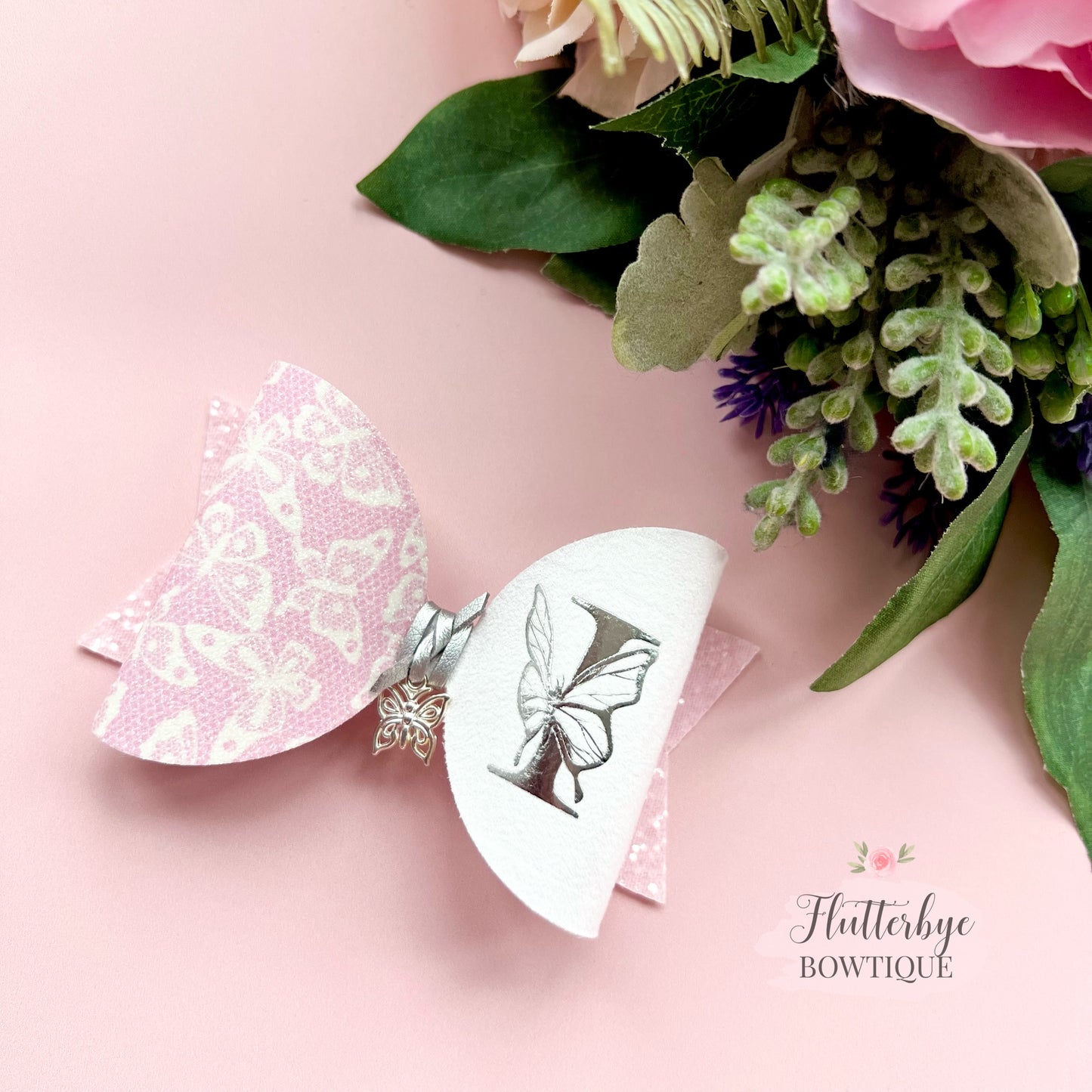 Pretty Butterflies Charm bow