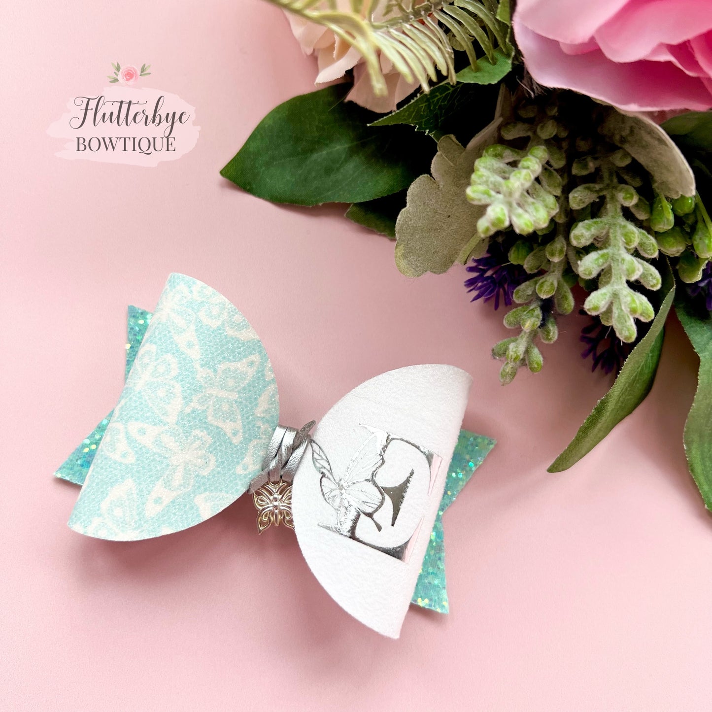 Pretty Butterflies Charm bow