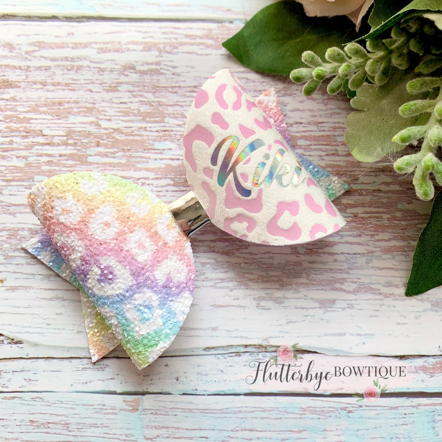 Magic Light Reactive Leopard Print Bow