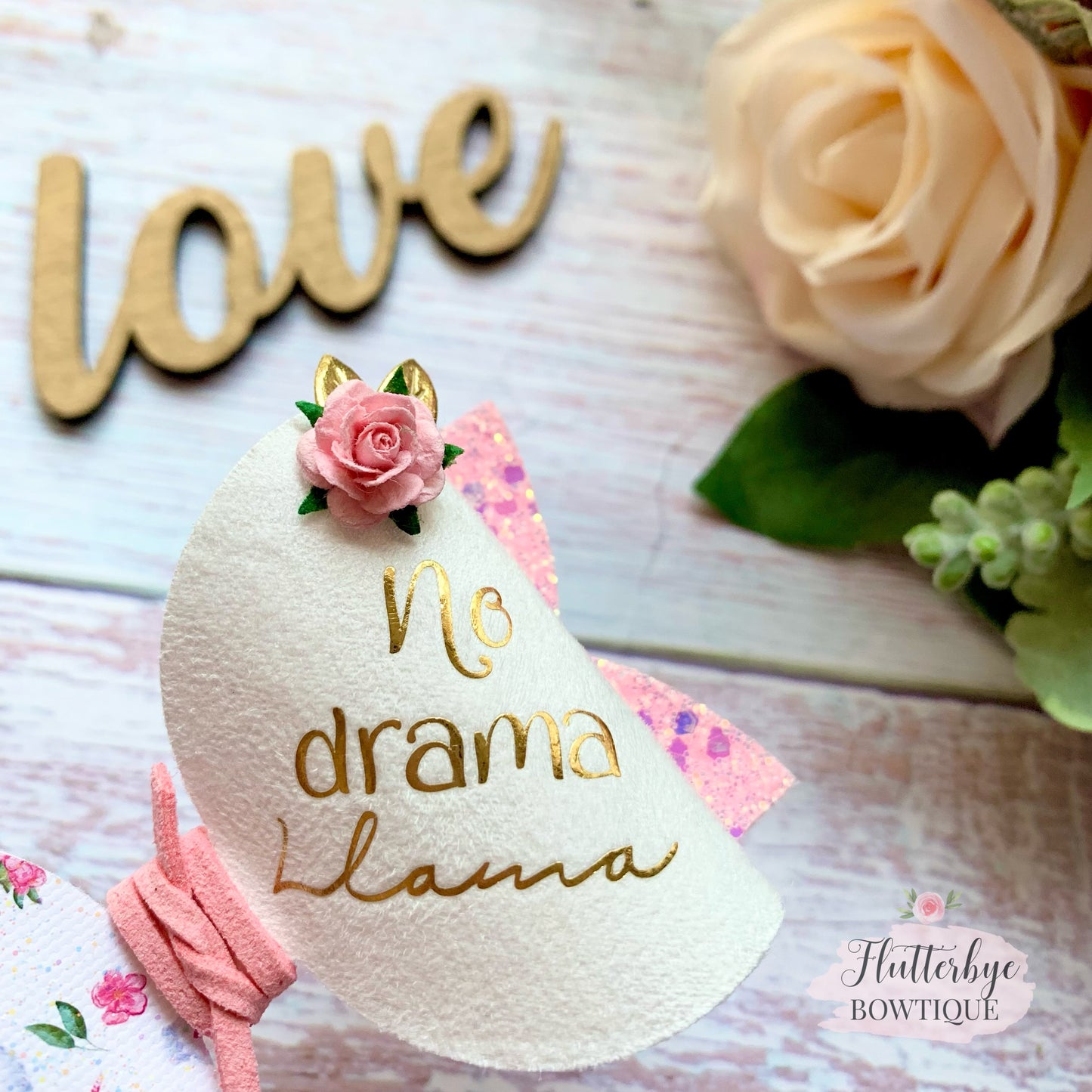 No Drama Llama Hair Bow