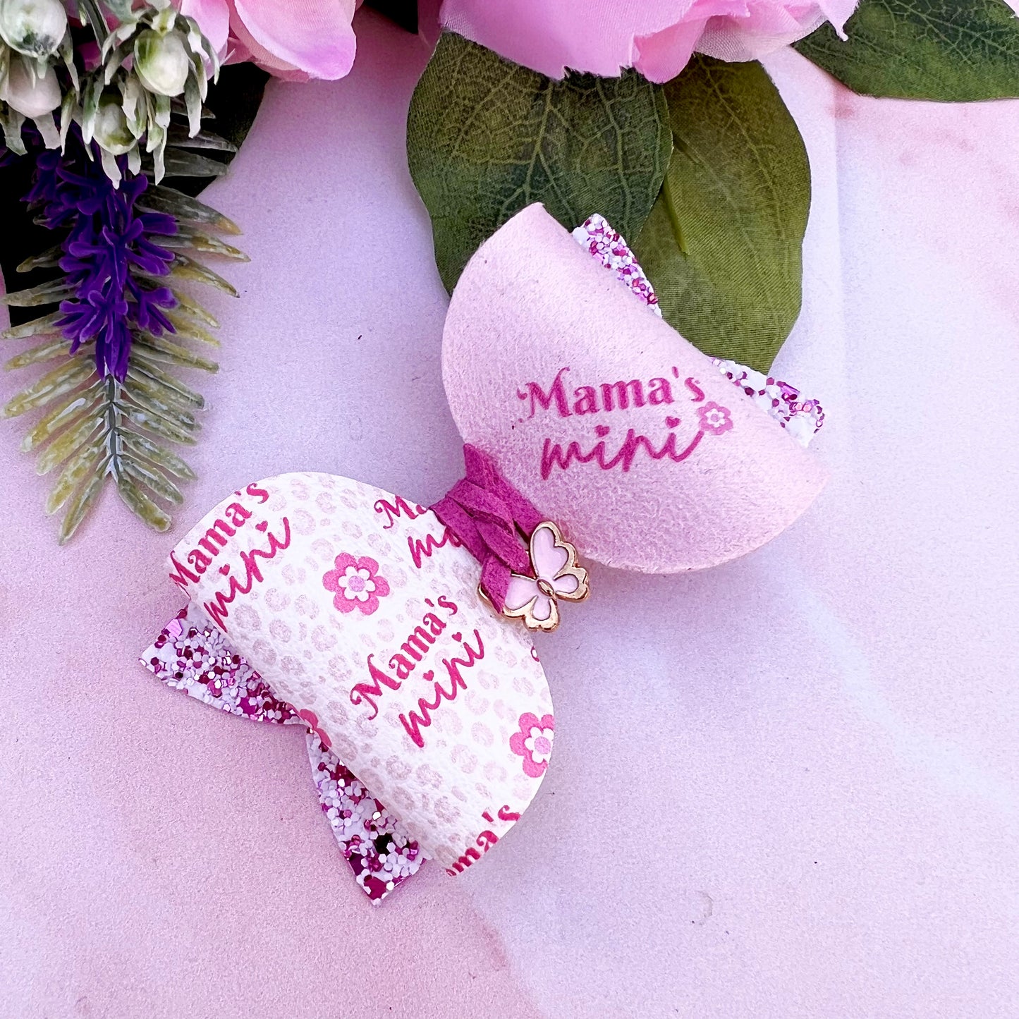 Mama’s mini bow